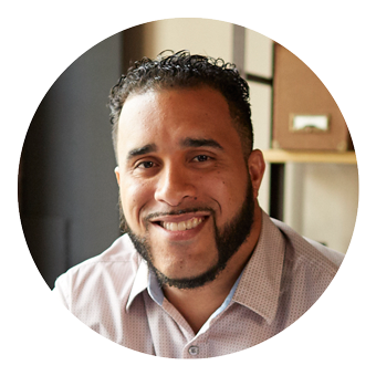 Headshot of Francisco R., Class of 2016, a man with short hair and a beard, who wears a polo shirt.
